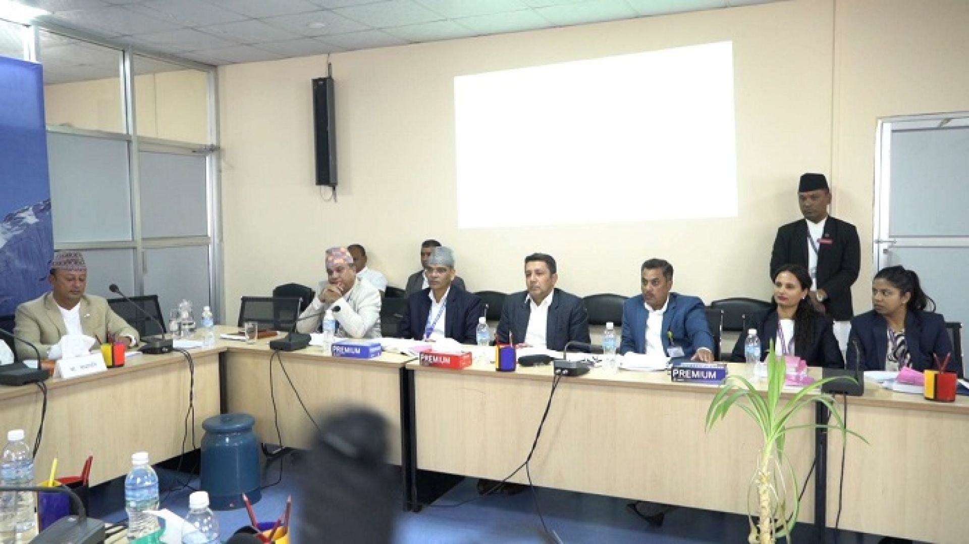 विद्युत प्राधिकरणको स्वयतपत्र यथार्थपरक छ: मन्त्री खड्का