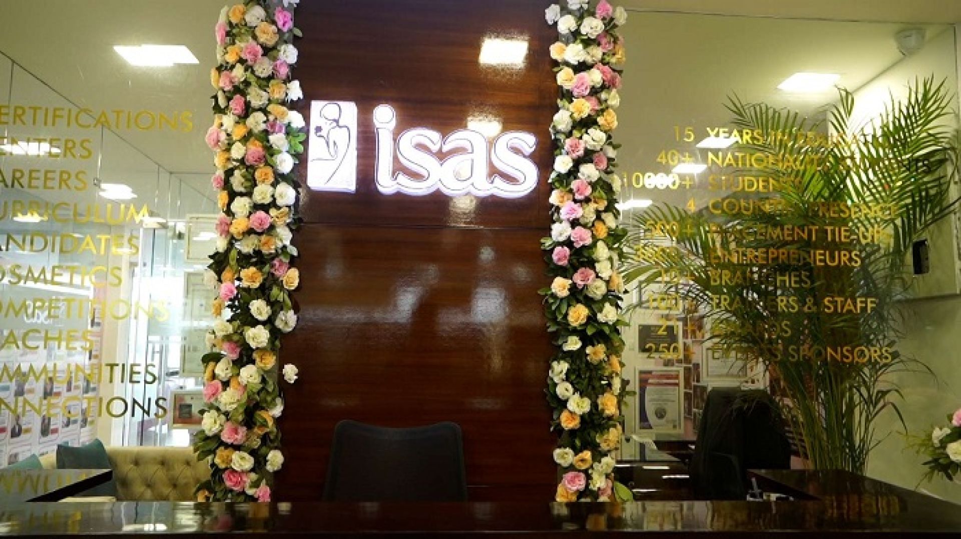 साढे चार करोड लगानीमा काठमाडौँमा अन्तर्राष्ट्रिय ब्यूटी स्कुल आइएसएएसको फ्रेन्चाइज सुरु