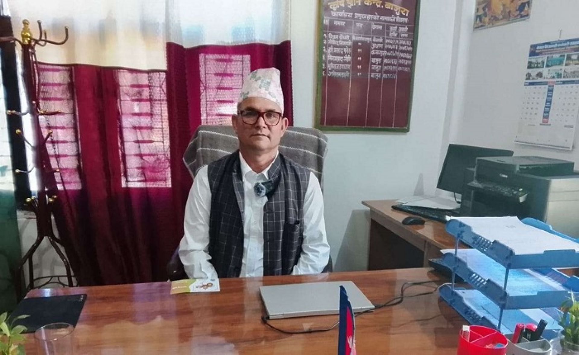 कृषकहरुले उत्पादन गरेका स्याउ बजारीकरण गरिरहेका छौँ: ज्ञानकेन्द्र प्रमुख साहनी