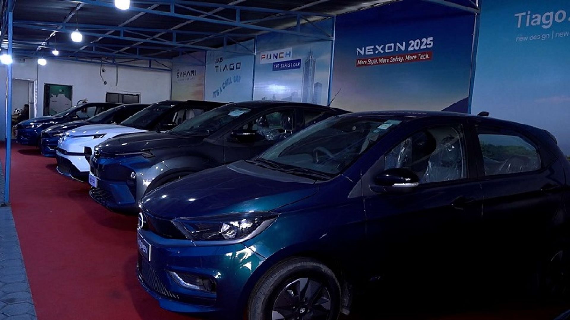 ७० दिनपछि पुन: संचालनमा आयो टाटा मोटर्सको शोरुम, थप सुविधा सम्पन्न बनाउने दाबी