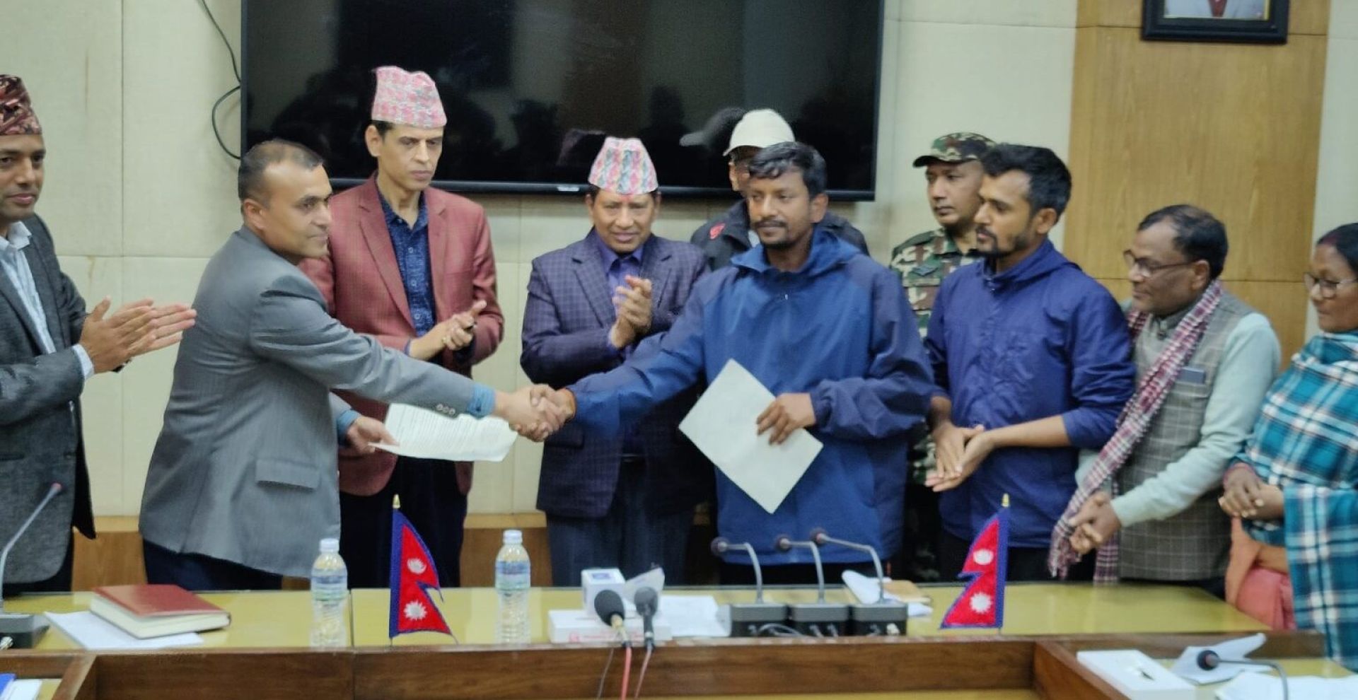 पाँच बुँदे सहमतिपछि मिटर ब्याज पीडितको आन्दोलन फिर्ता