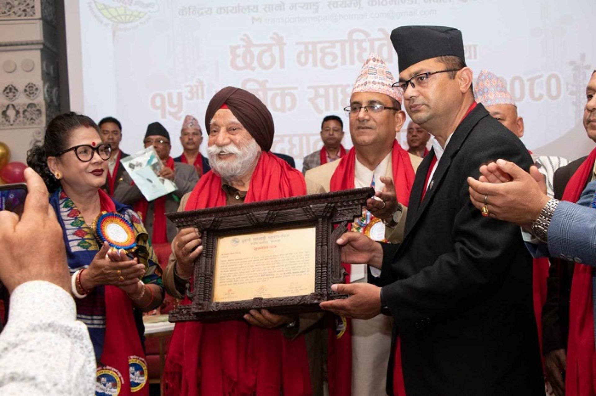 ‘ट्रान्सपोर्ट किङ्ग’ सिंह सम्मानित, सुरक्षित ढुवानीका लागि गण्डकी विश्वविद्यालयसँग सम्झौता