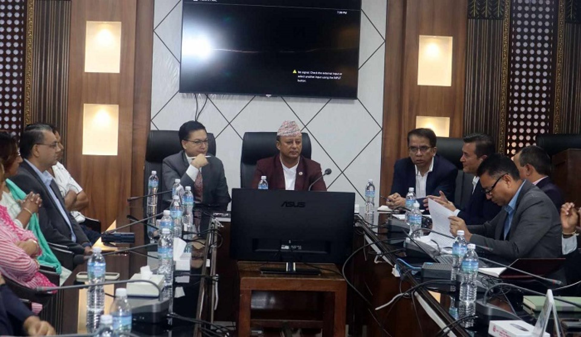 बाढी पीडित जलविद्युतका माग पुरा गर्न नसके हात उठाइदिनुस्ः अध्यक्ष कार्की