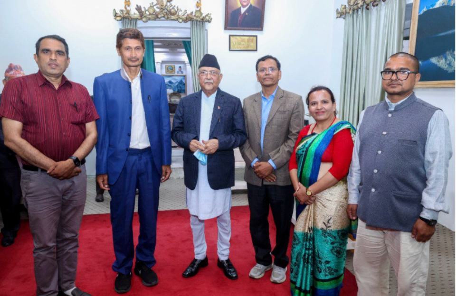 खानेपानी उपभोक्ता संस्थाहरुलाई कर छुट गरिदिन प्रधानमन्त्रीसँग महासंघको माग