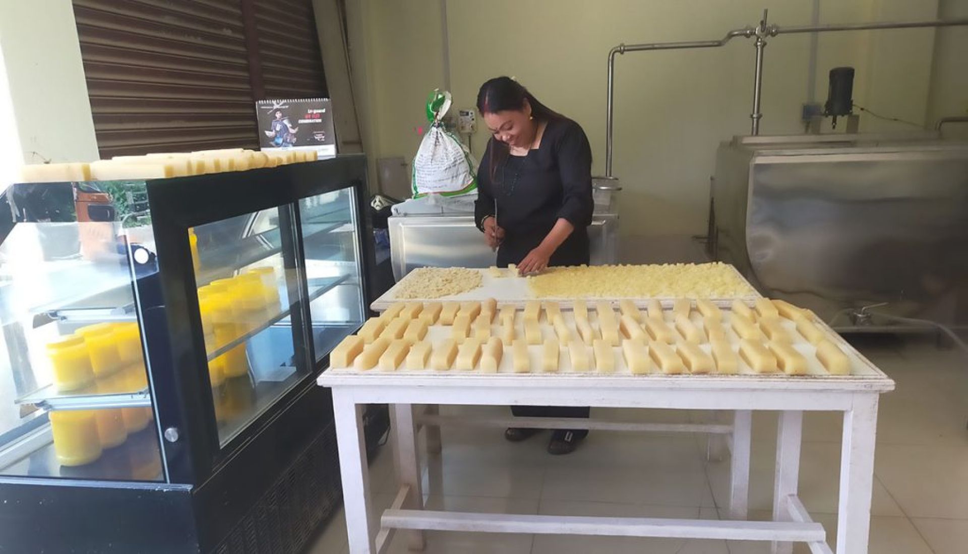 मेची भन्सारबाट ४८ करोड ५२ लाखको छुर्पी निर्यात