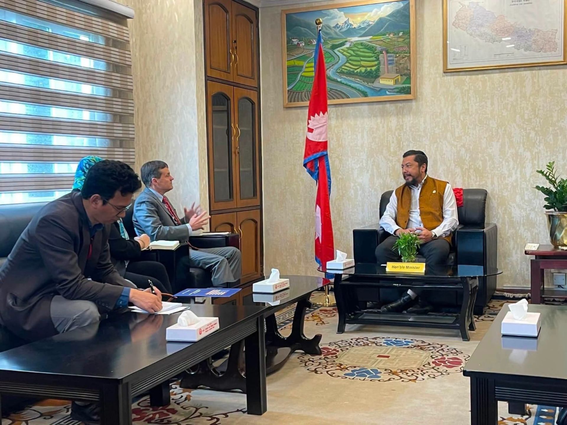 स्वच्छ ऊर्जा र विद्युत् प्रसारण लाइन विस्तारमा नेपाल-अमेरिका सहकार्य कसिलो बनाइँदै