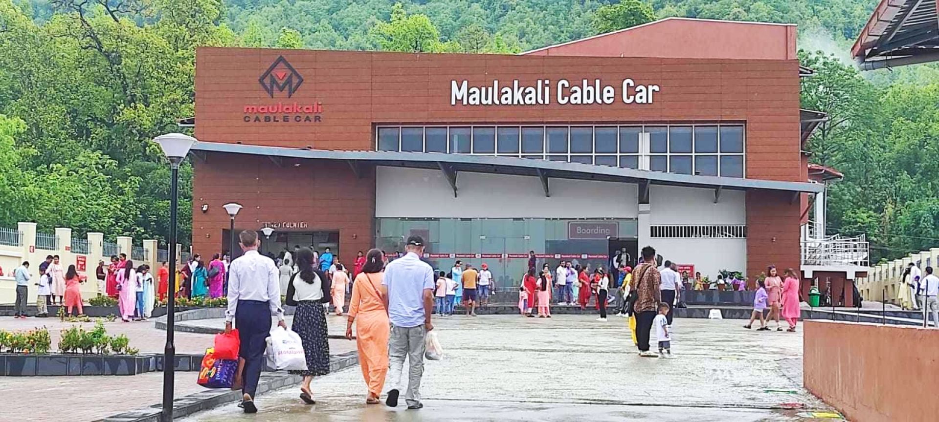 मौलाकाली केवलकारको टिकटमा ५० प्रतिशत छुट, केबलकार बनेपछि २५ प्रतिशतले बढ्याे भक्तजन