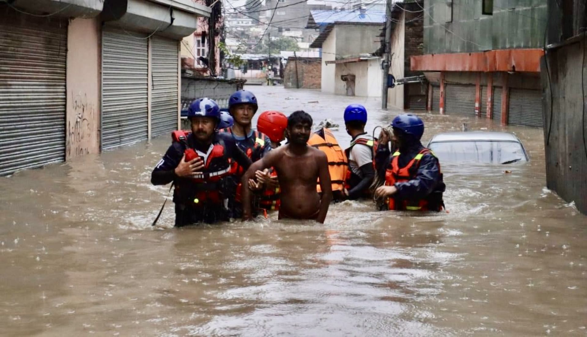 काठमाडौँ उपत्यकामा बाढीपहिरोमा परी २१ जनाको मृत्यु, ७२८ जनाको उद्धार