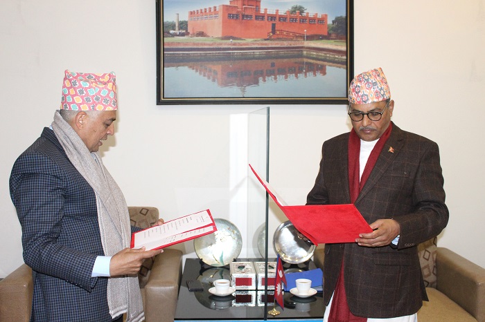 ग्लोबल आइएमई बैंकका अध्यक्ष ढकालले लिए पद तथा गोपनीयताको सपथ 