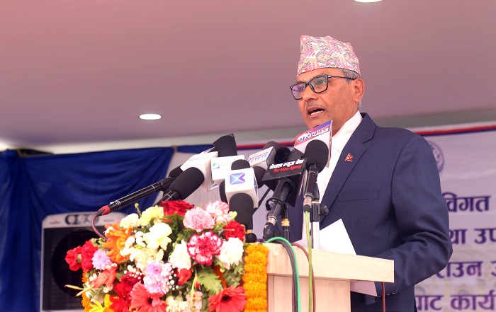 गर्भनर अधिकारीको दाबीः बाह्य दबाब र संकटका बाबजुद वित्तीय स्थायित्व जोगाउन सफल भएँ 