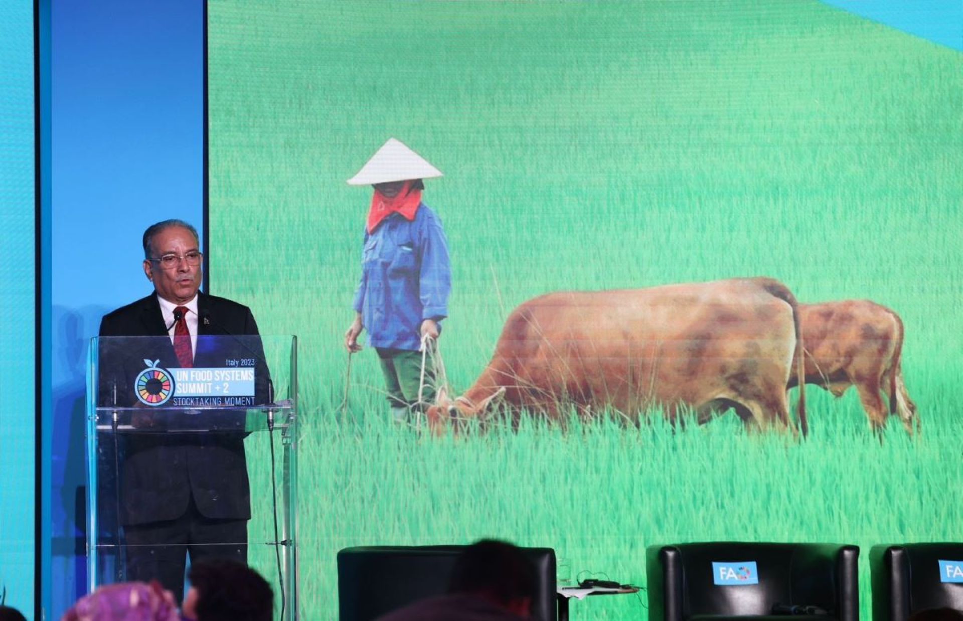 खाद्य असुरक्षाविरुद्धको लडाइँ लड्नुपर्ने अवस्था छः प्रधानमन्त्री