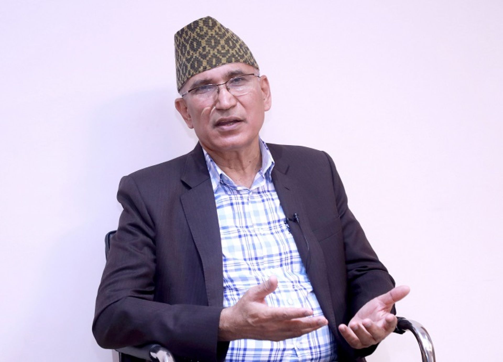‘शेयर बजार अर्थतन्त्रको ऐना हो, लगानीकर्ता पीडित नहुन लगानी नडुबोस् भन्नेमा सरकार होसियार छ’