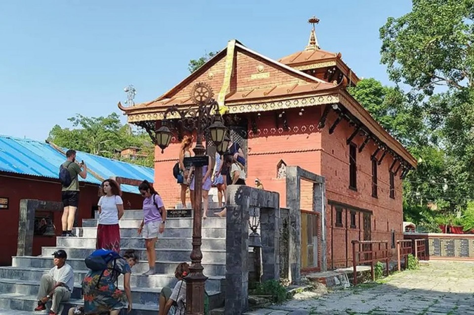 खड्गदेवी मन्दिर पुनर्निर्माणका लागि १८ लाख जुट्यो, ३० लाख लाग्ने अनुमान 