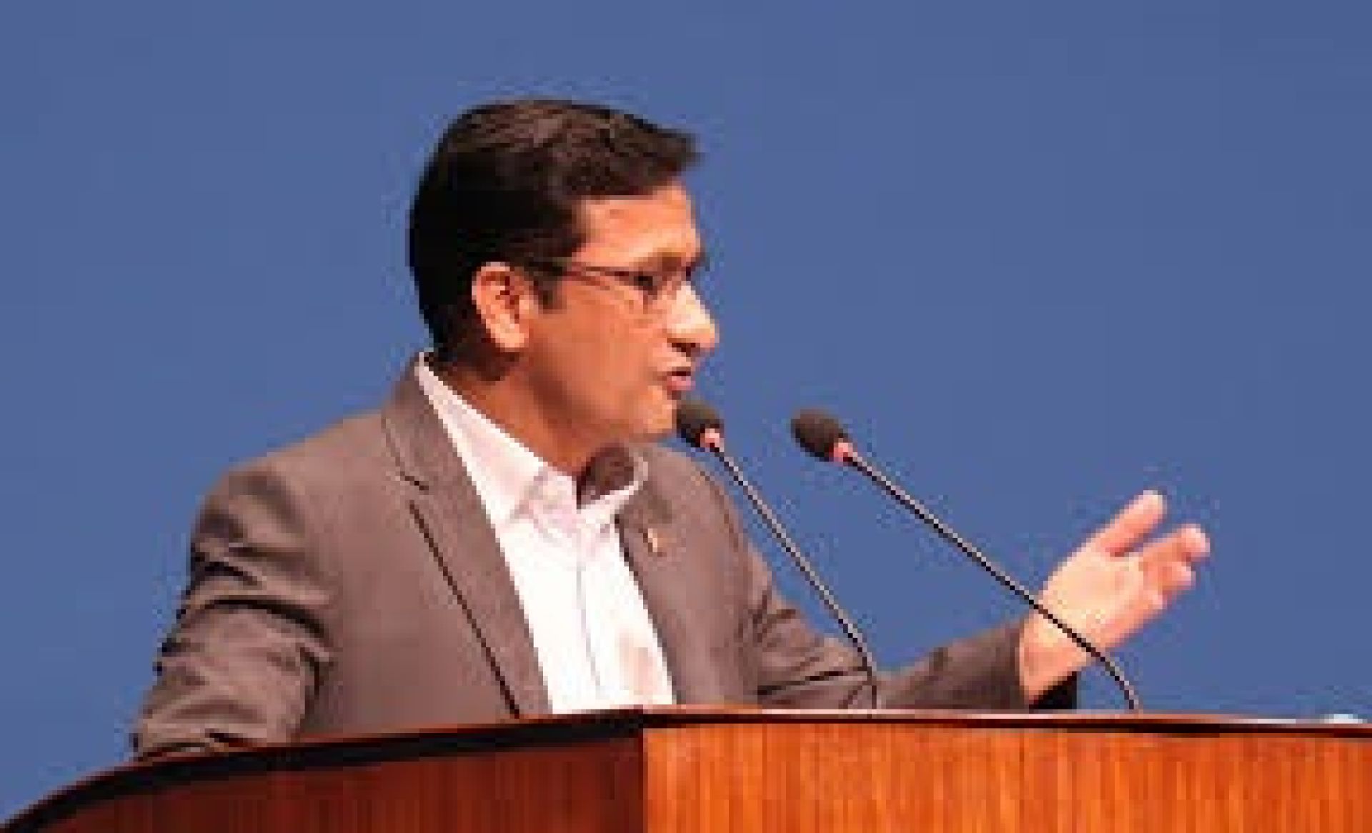 सरकारले ऊर्जा क्षेत्रलाई विशेष प्राथमिकतामा राखेको छ, अर्को वर्ष नौ सय मेगावाट थप हुन्छः मन्त्री बस्नेत
