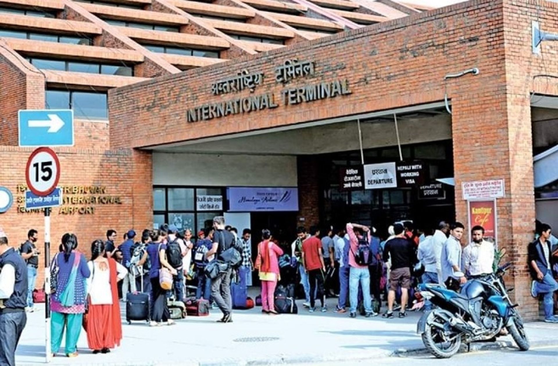 वैदैशिक रोजगारीका लागि एक महिनामा विदेशिए साढे ६५ हजार नेपाली 