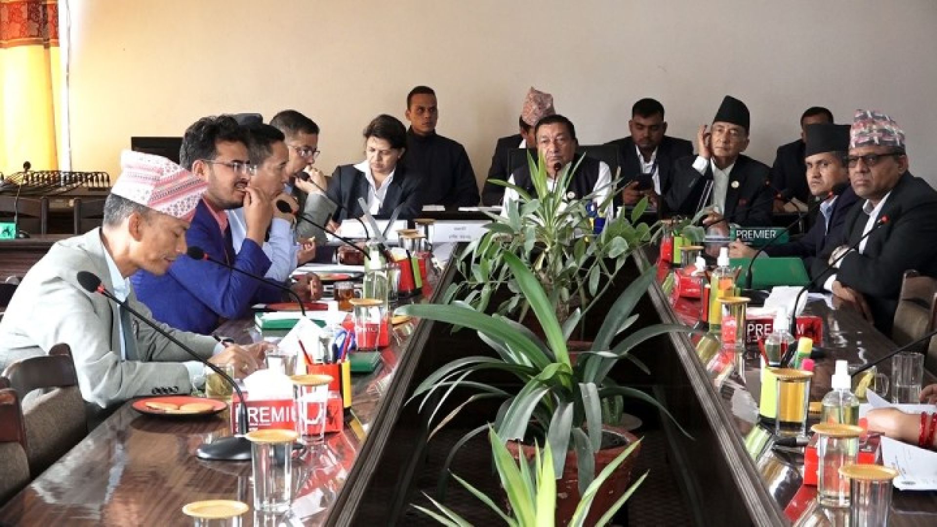 अन्तत: ब्राेकर लाइसेन्सकाे मुद्दामा पछि हड्याे अर्थ समिति