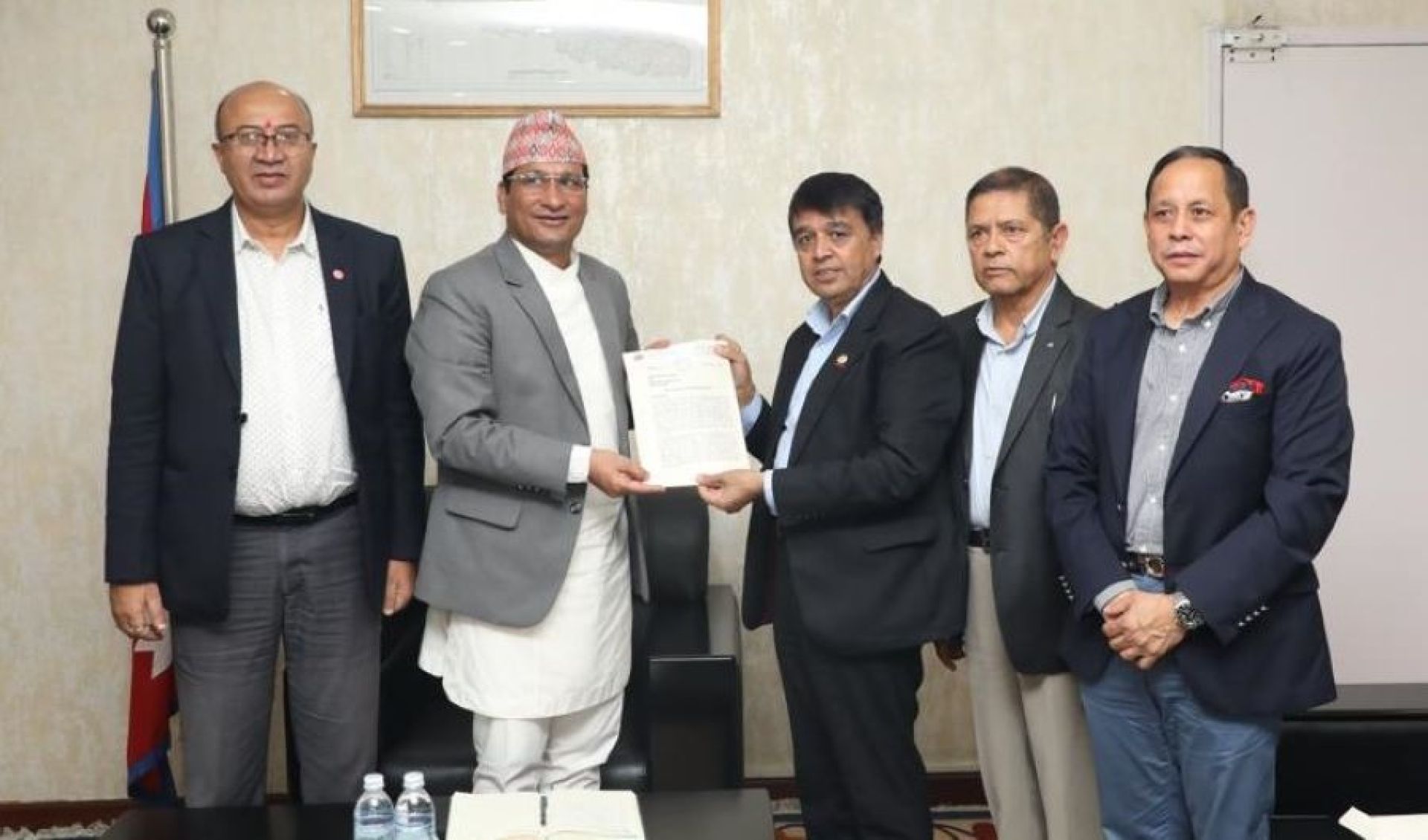 प्राधिकरणले आवश्यक पर्दा मात्रै बिजुली किन्दा लगानीकर्ता समस्यामा: अध्यक्ष ढकाल