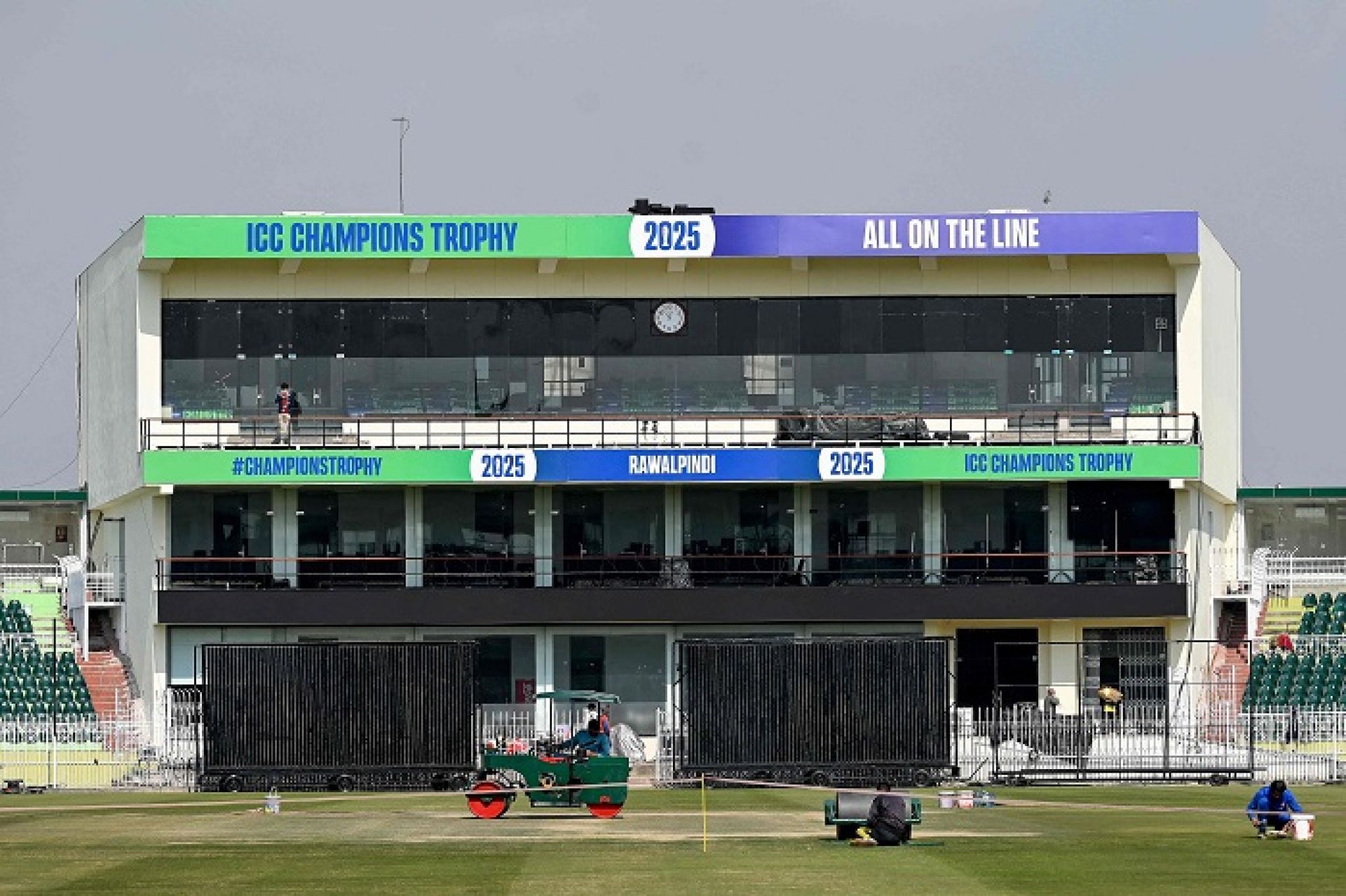 च्याम्पियन्स ट्रफीः २९ वर्षमा पहिलोपटक ठूलो प्रतियोगिता आयोजना गर्दै पाकिस्तान