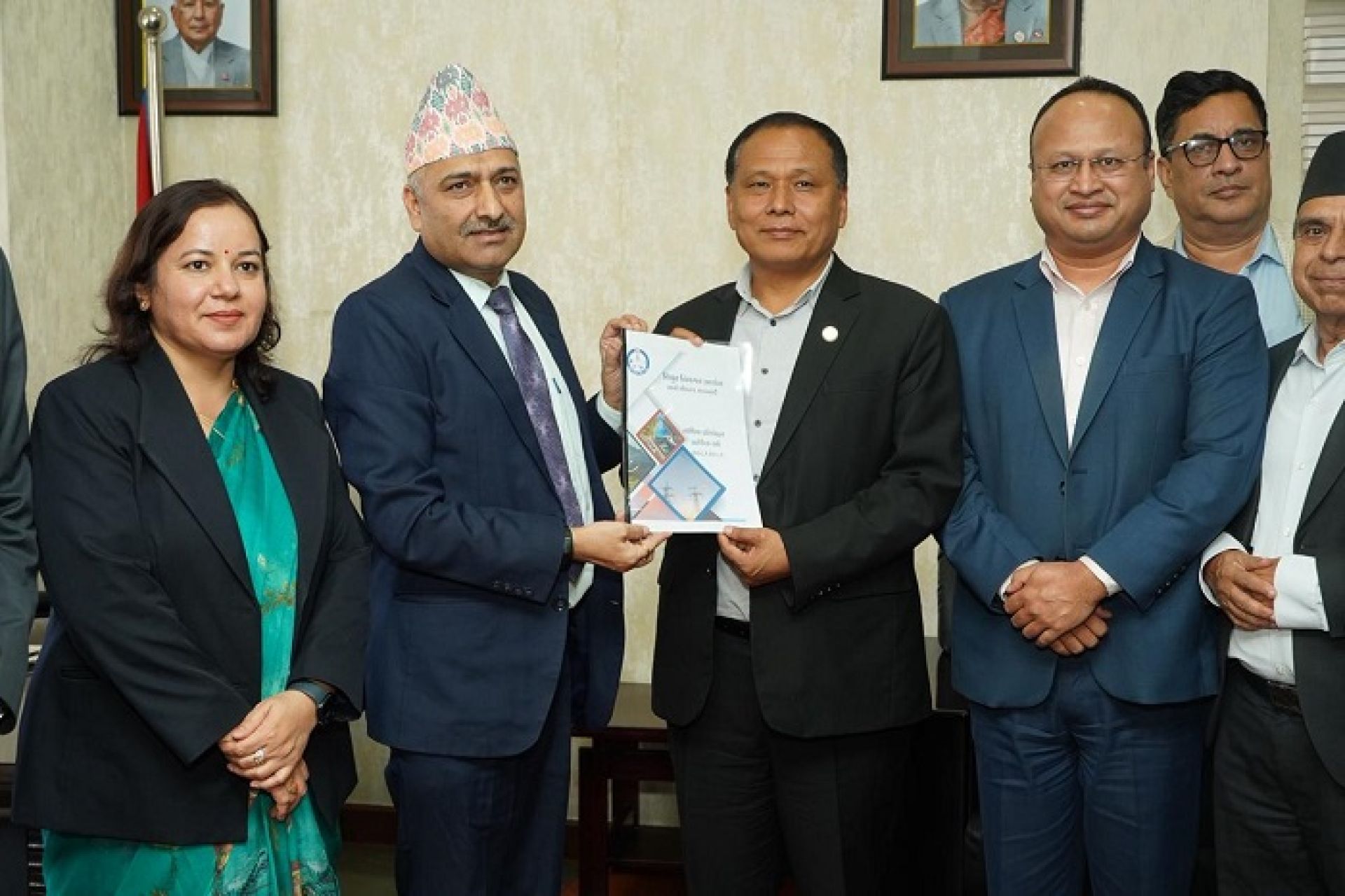 जलविद्युत आयोजनाको विद्युत् खरिदको प्रतिस्पर्धी दर तय गरौंः मन्त्री कुलमान 