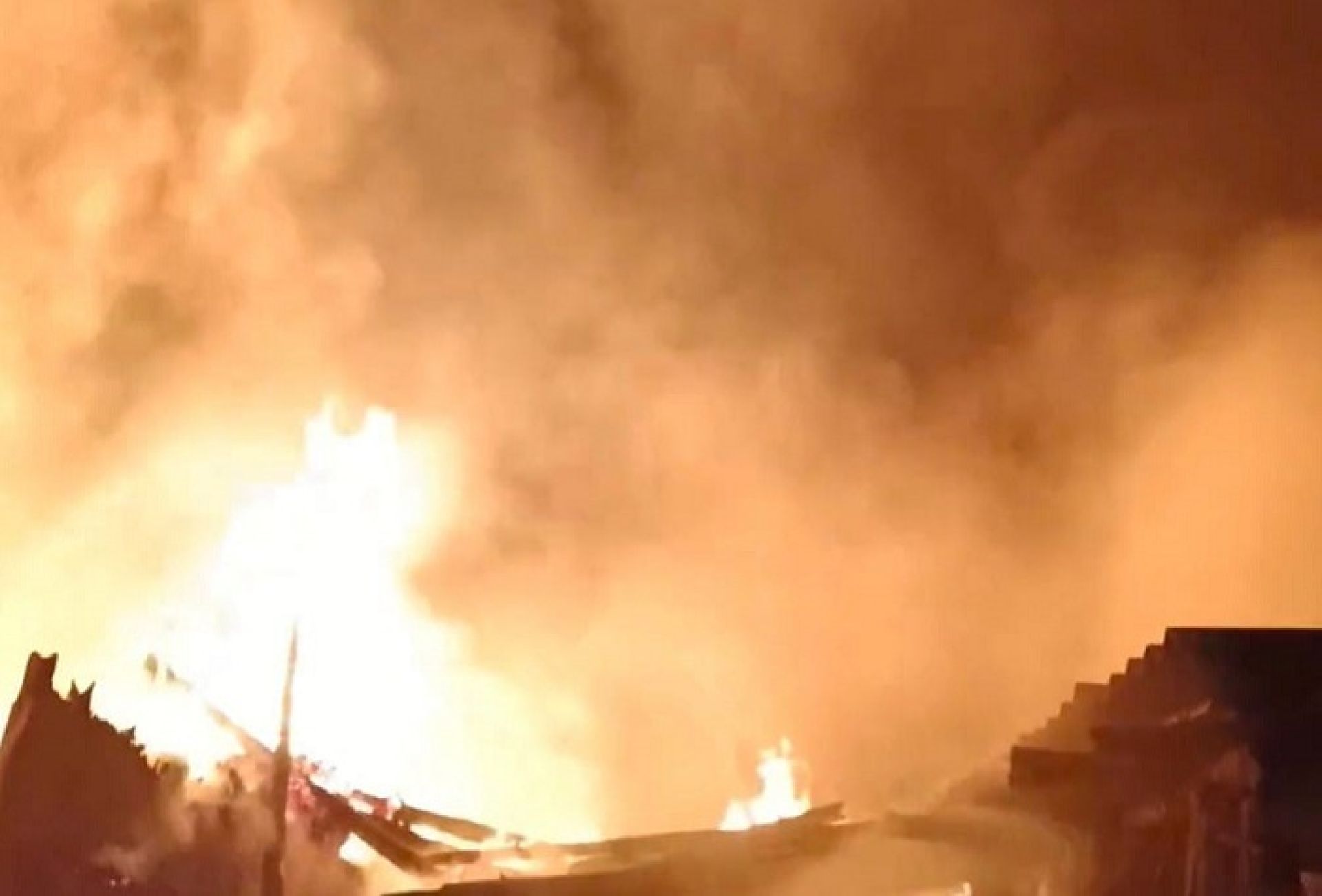 भारतीय अस्पतालमा आगलागी हुँदा दश जना नवजात शिशुको मृत्यु १६ को अवस्था गम्भीर