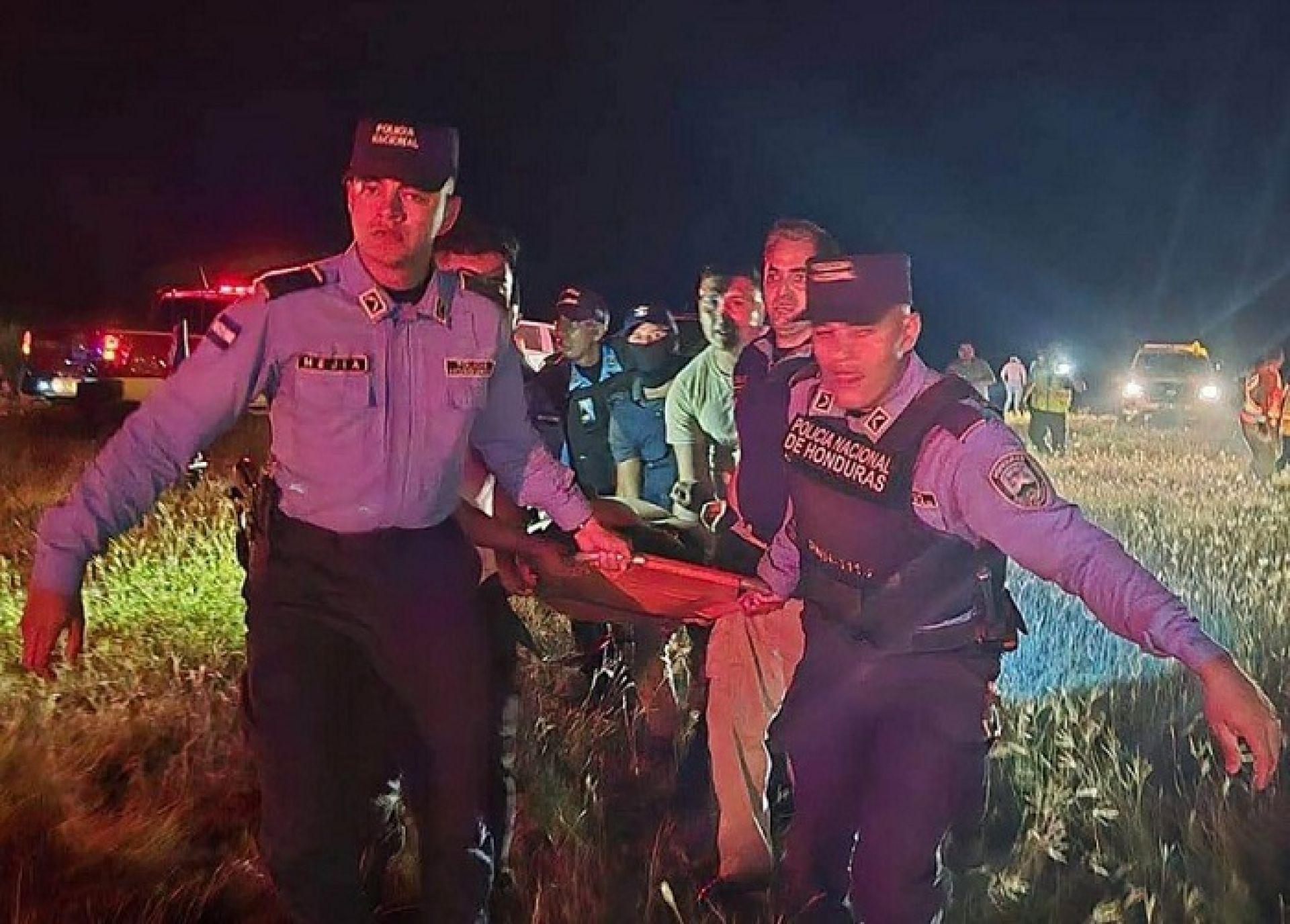 होन्डुरसको टापुबाट उडेको सानो विमान दुर्घटना हुँदा कम्तीमा ७ जनाको मृत्यु