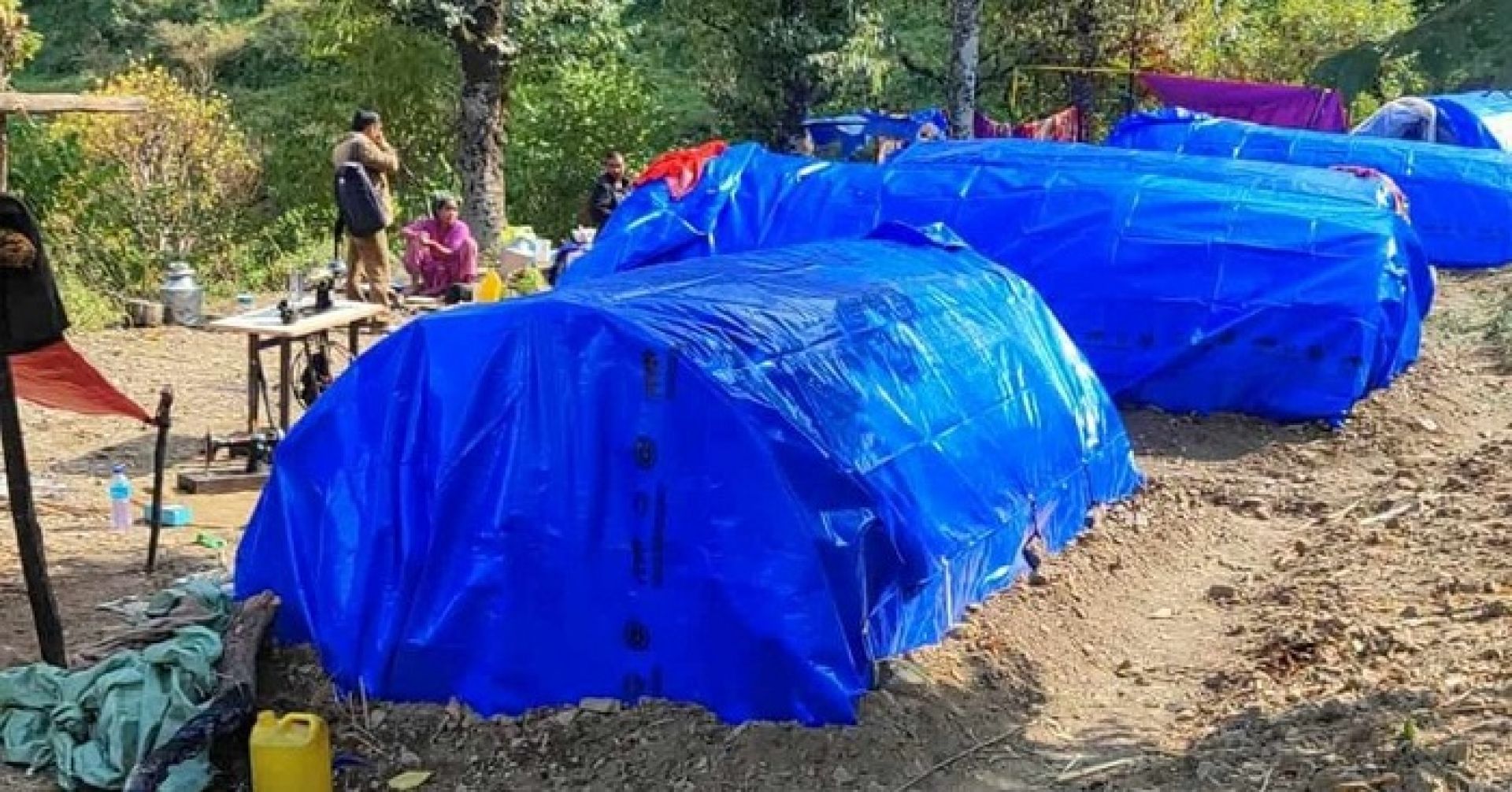 अस्थायी आवास निर्माणको कार्यविधि संशोधन, अब पीडितका हातमै रकम