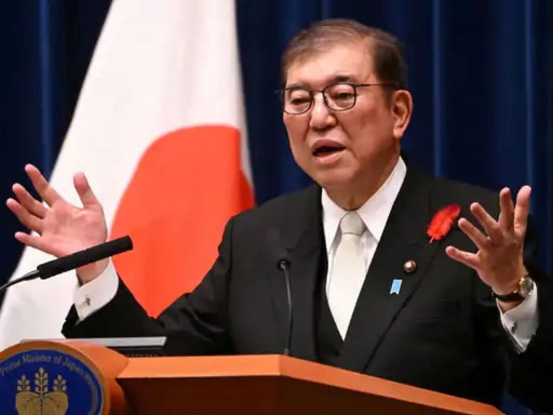 अमेरिकी कर प्रभावित व्यवसायहरूलाई सहयोग गर्ने जापानी प्रधानमन्त्रीको प्रतिबद्धता