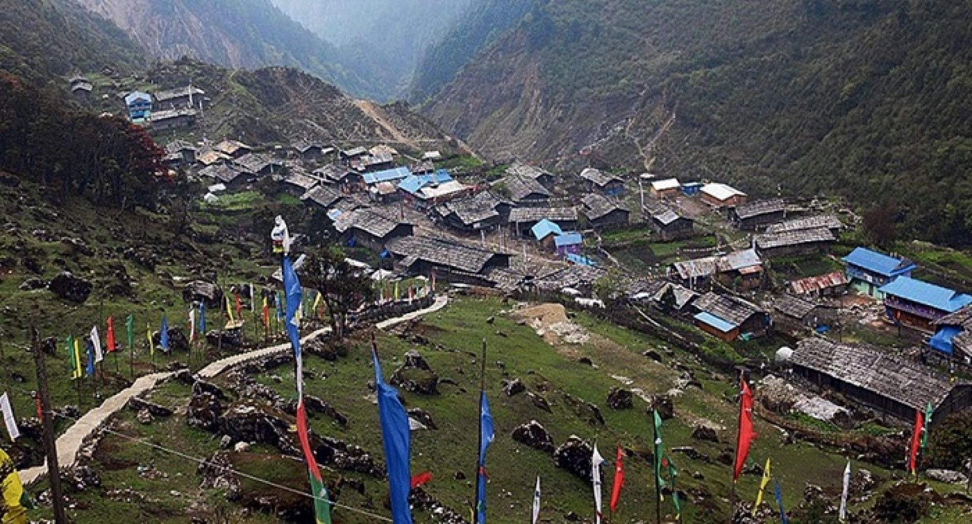 ओलाङचुङगोलामा सीमा प्रवेशपत्र वितरण