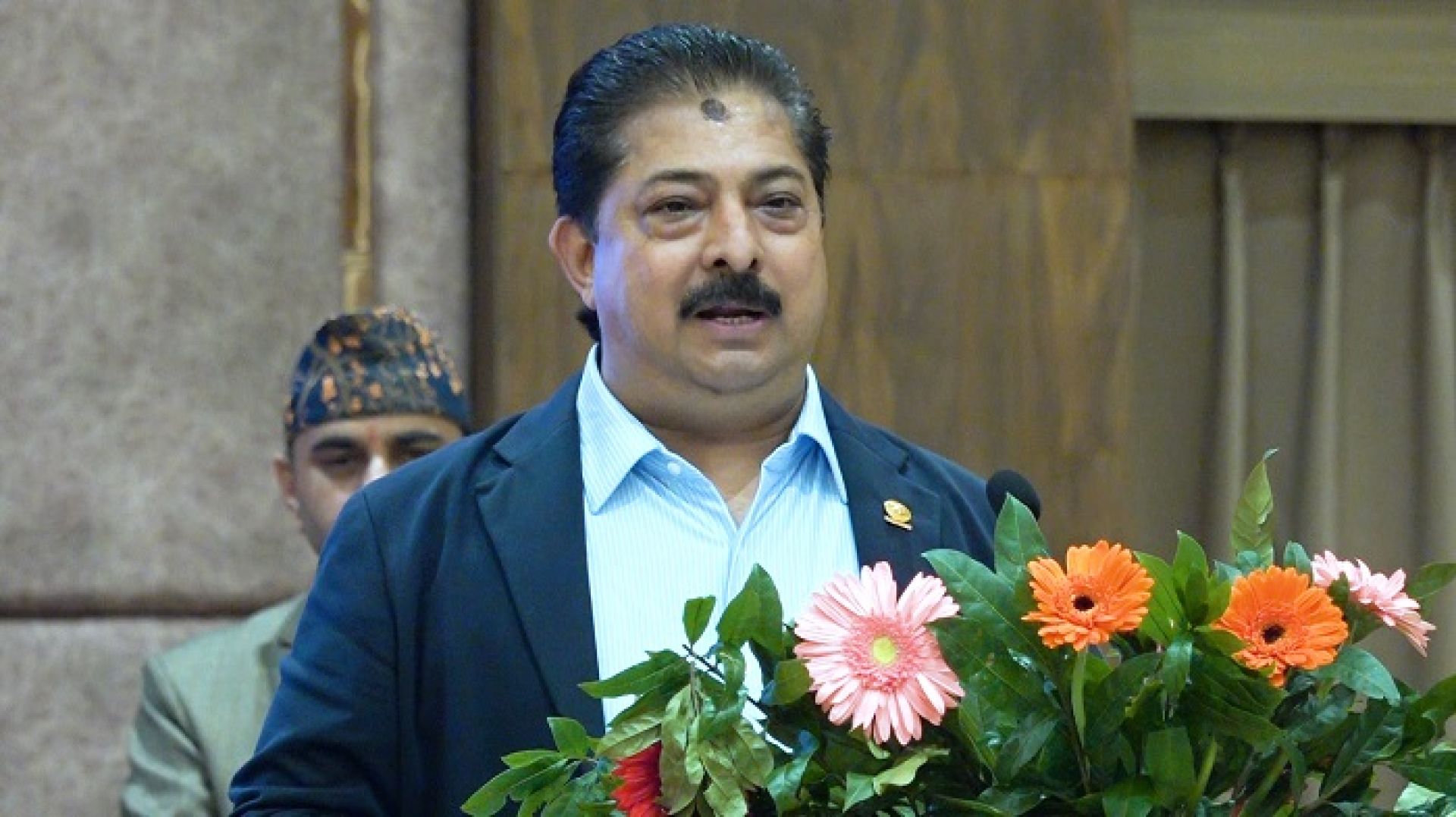 बैंकमा १२ खर्ब ६६ अर्ब पैसा थुप्रियो, लगानी र रोजगारी बढ्न सकेन: अध्यक्ष श्रेष्ठ