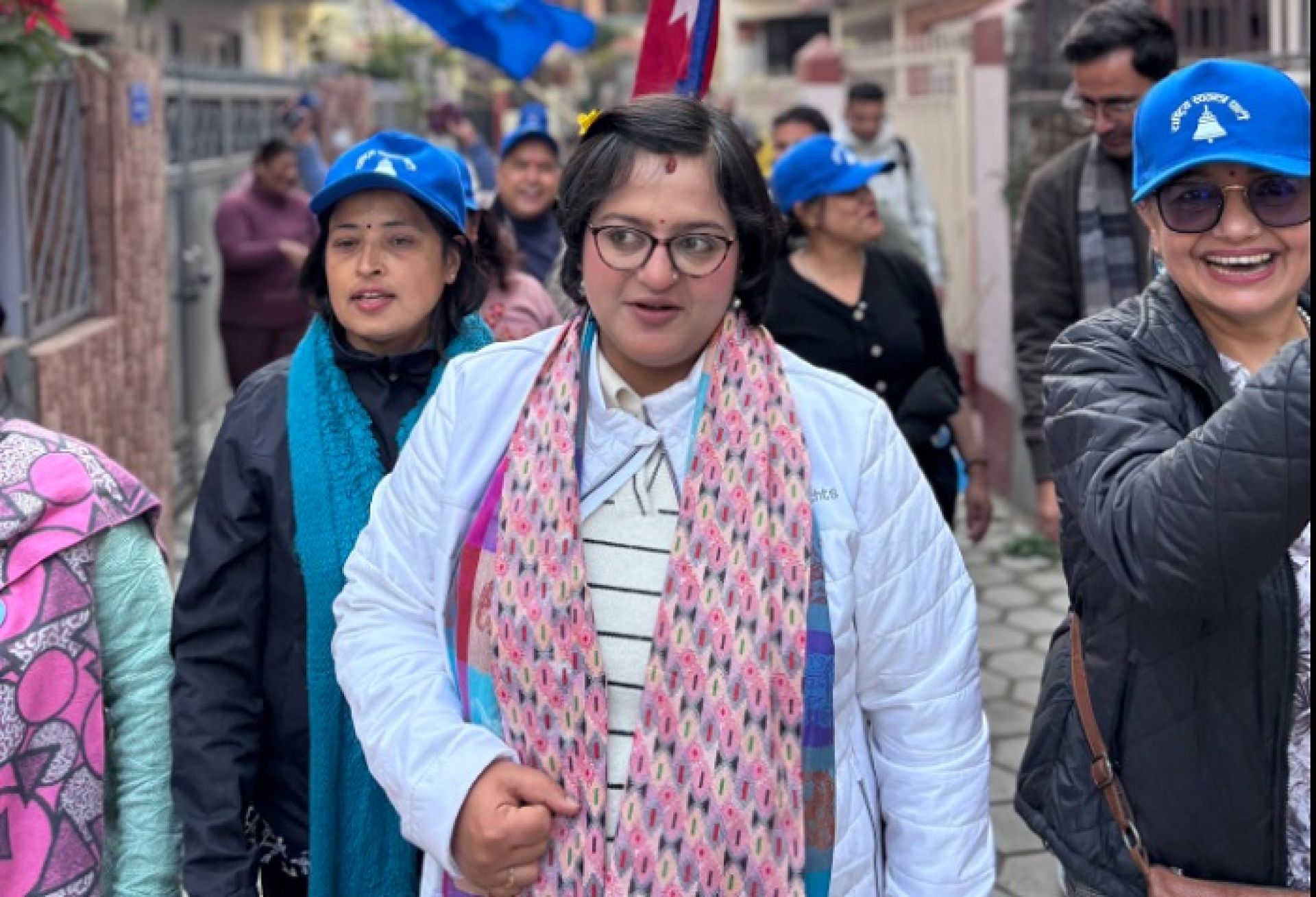 रन्जु दर्शनाले छोराको न्वारन सकेर समर्थकलाई भेट्ने