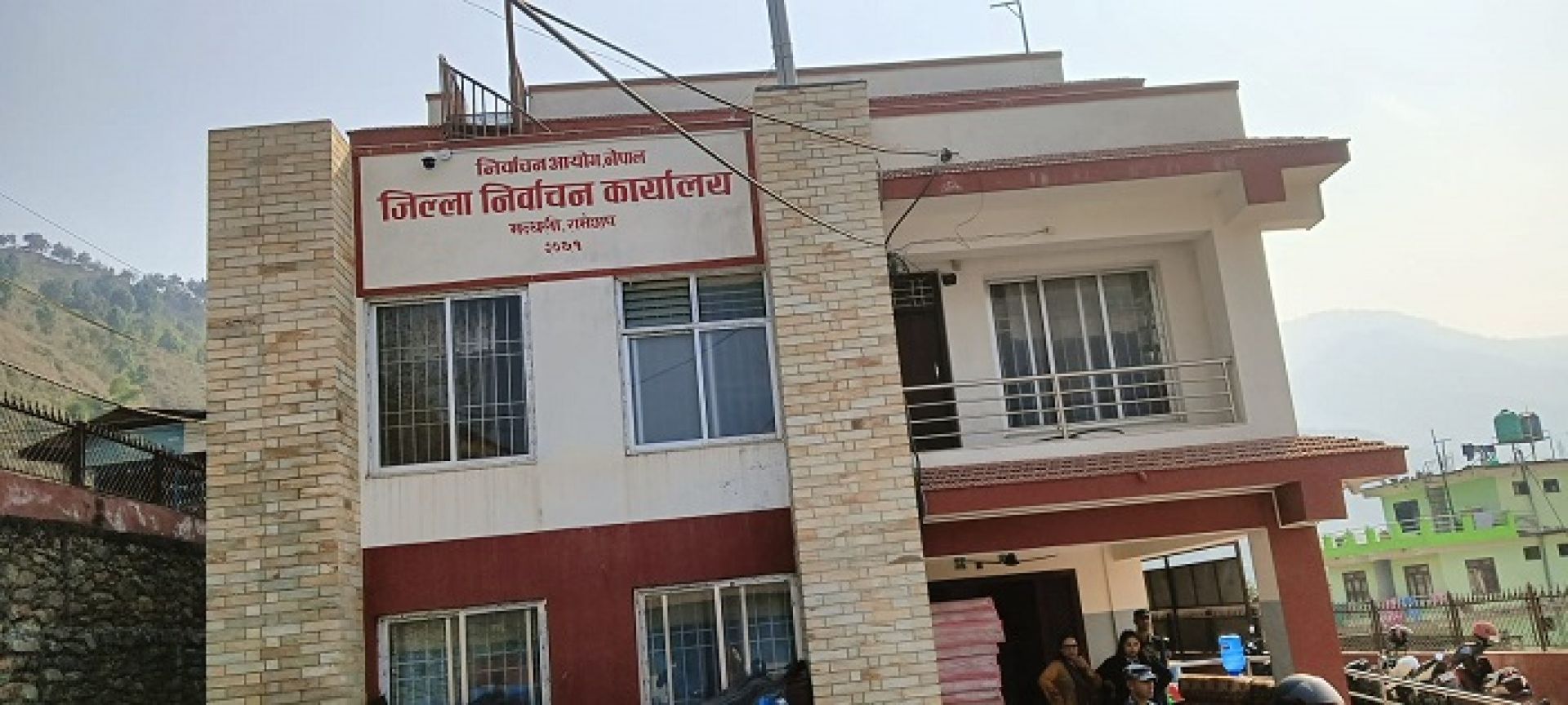 रामेछापमा निर्वाचन सुरक्षा ‘हाइ अलर्ट’: ४१ स्थल अति संवेदनशील, काँडेतार र सीसी क्यामेराबाट निगरानी