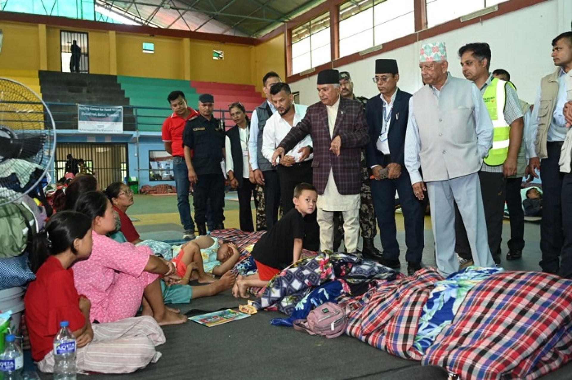 राष्ट्रपतिद्वारा भोटेकोशीमा आएको बाढीबाट प्रभावित नुवाकोटको स्थलगत अवलोकन