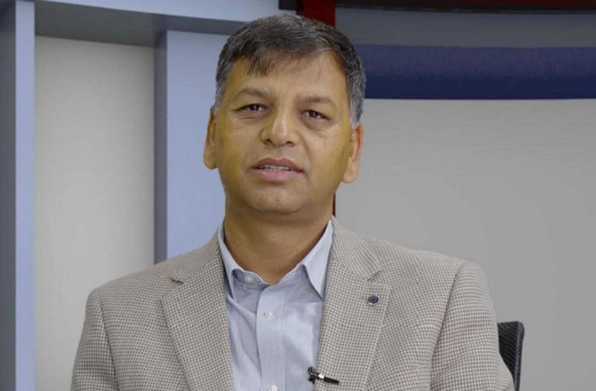अर्थमन्त्रीको भारत भ्रमणबारे विष्णु रिजालको प्रश्न - सरकारी हो कि निजी ?