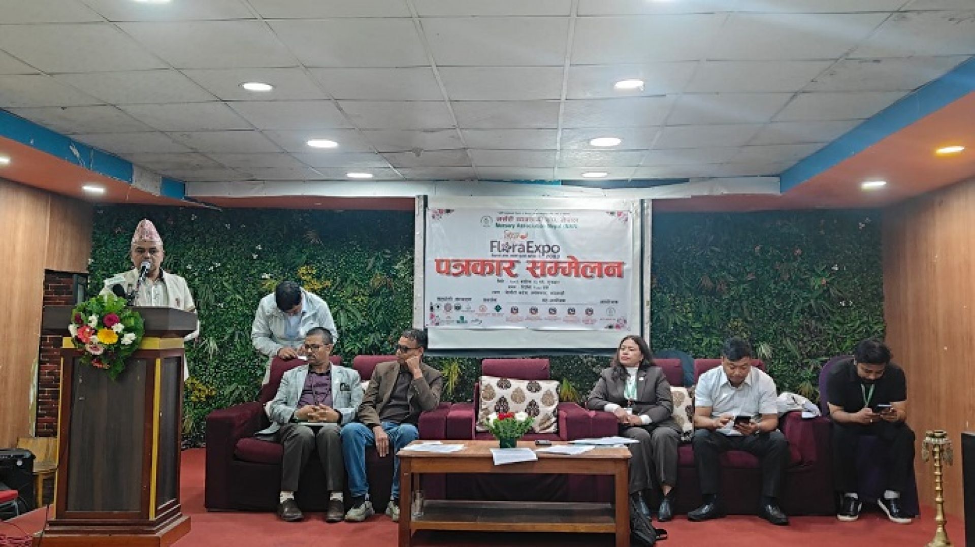 कात्तिक १७ देखि भृकुटीमण्डपमा तिहार फ्लोरा एक्स्पो हुँदै, एक करोडको कारोबार हुने अनुमान 