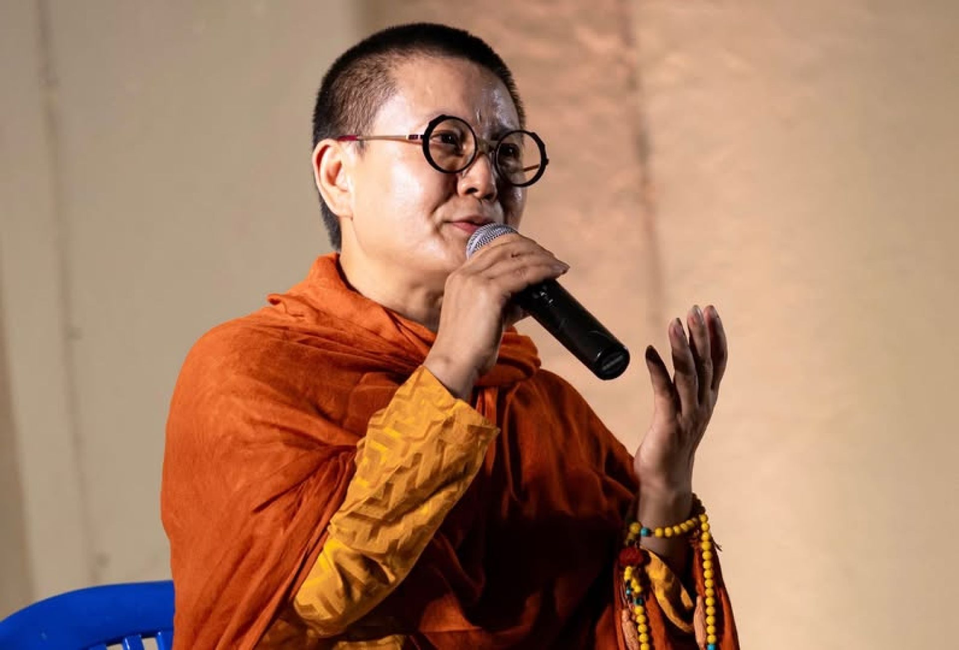 आनी छोइङ डोल्माको नियुक्ति : पक्ष-विपक्षमा बहस, आनीको आफ्नै तर्क