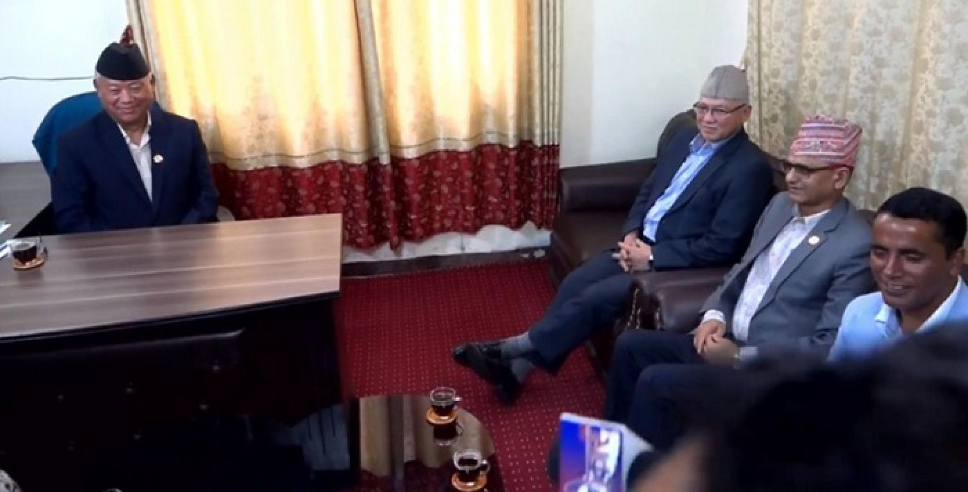 विपक्षी दलहरूको संयुक्त बैठक : सरकारका नीतिप्रति कडा आपत्ति, तत्काल समाधानको माग