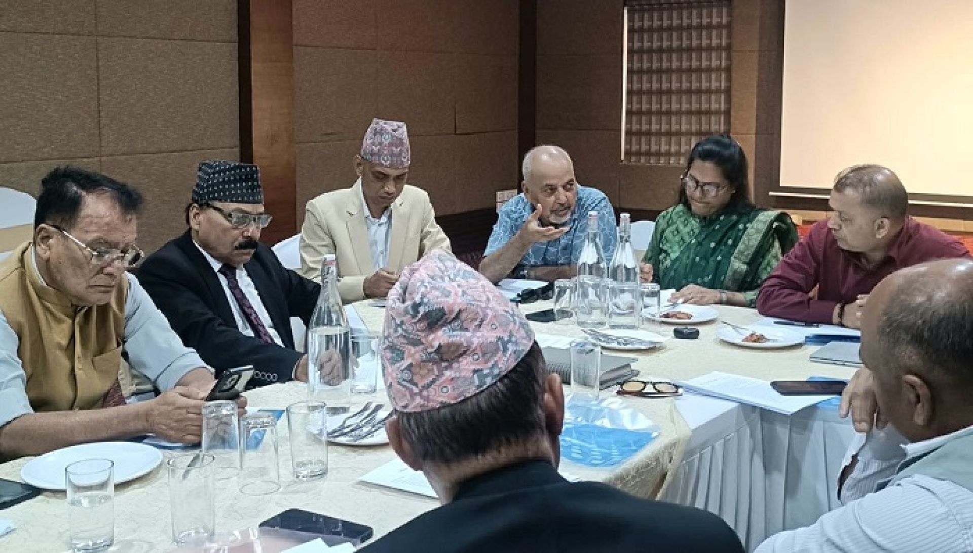 कांग्रेसले थाल्यो संविधान संशोधनको गृहकार्य