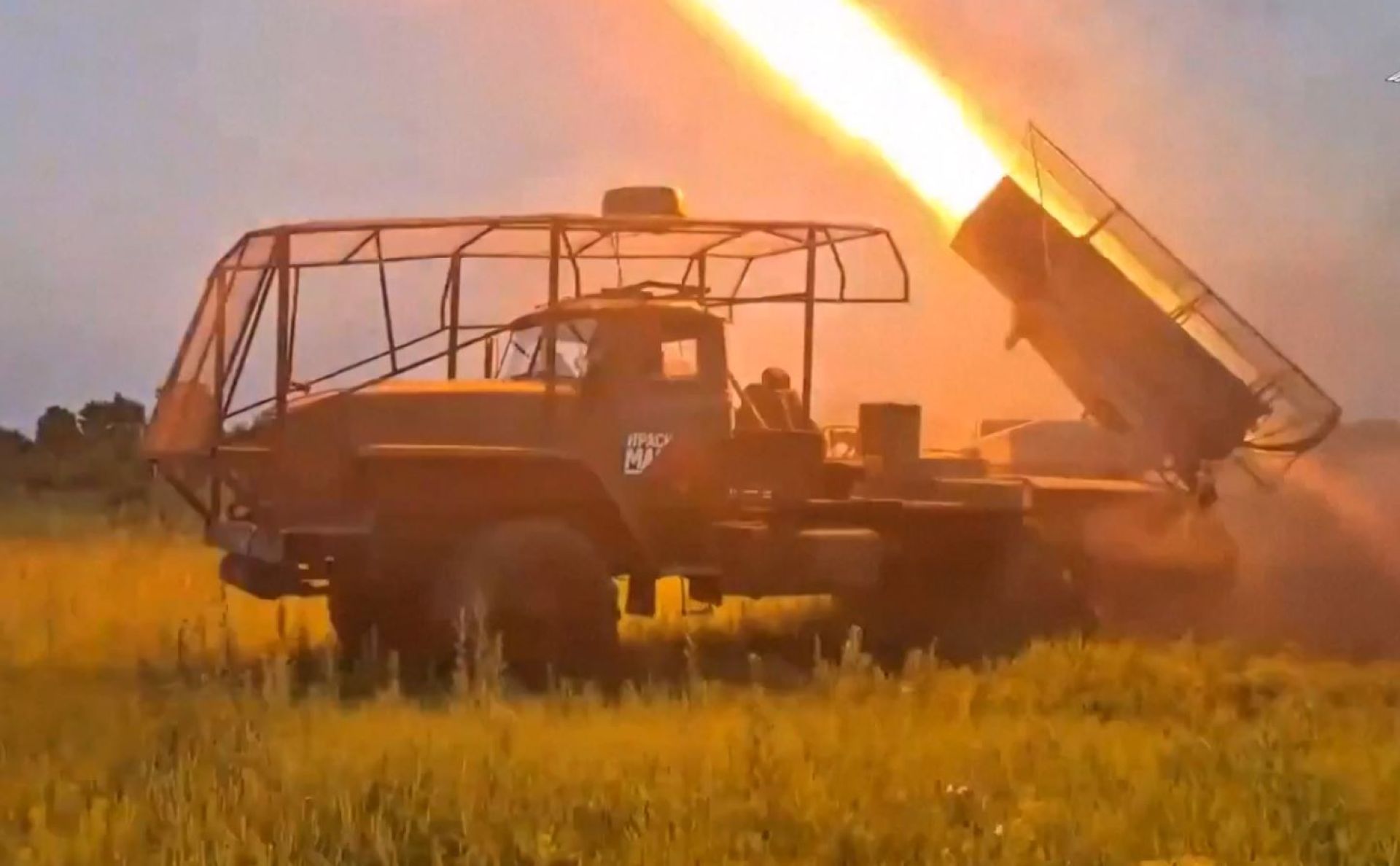 रूस-युक्रेन द्वन्द्वको रणनीतिक मोड : पूर्वाधारदेखि ऊर्जा पाइपलाइनसम्म