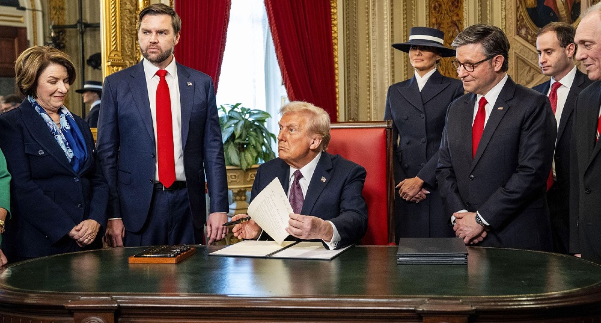 स्टील र एल्युमिनियम आयातमा २५ प्रतिशत कर लगाउँदै अमेरिका, महँगी उच्च बढ्ने 