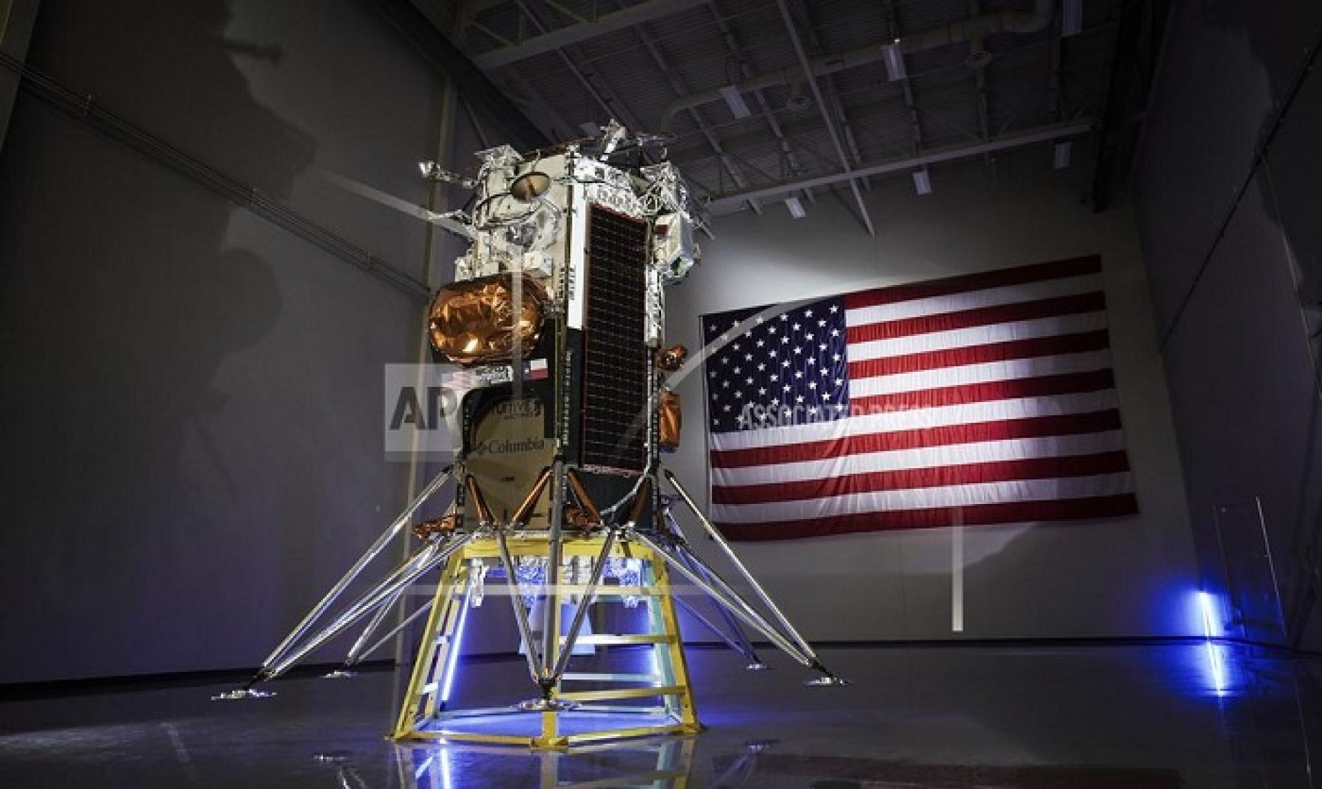 अमेरिकी निजी यान ५० वर्षपछि पहिलोपटक चन्द्रमामा अवतरण