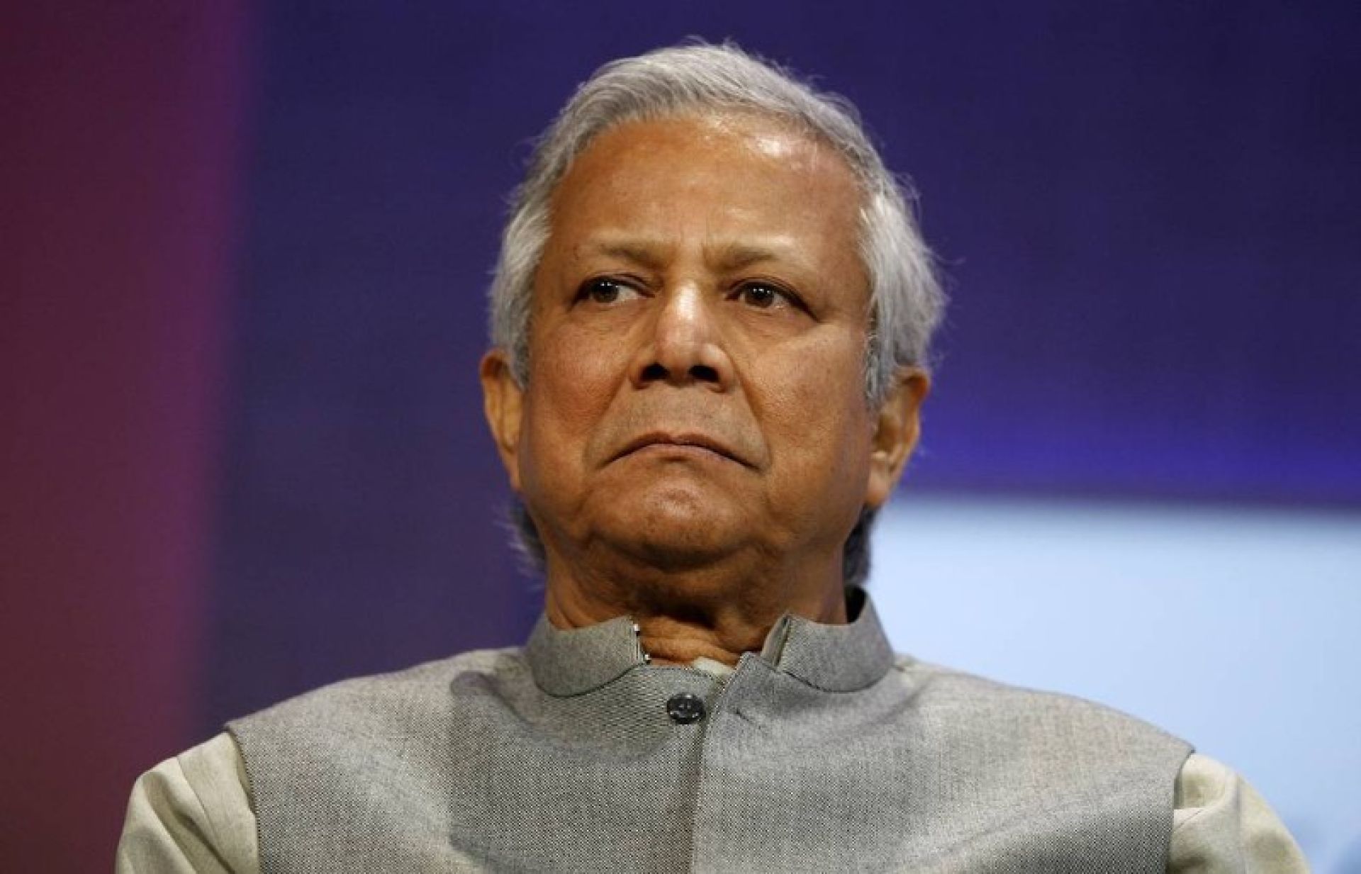 बङ्गलादेशको अन्तरिम सरकारको नेतृत्वको जिम्मेवारी नोबेल पुरस्कार विजेता युनसलाई